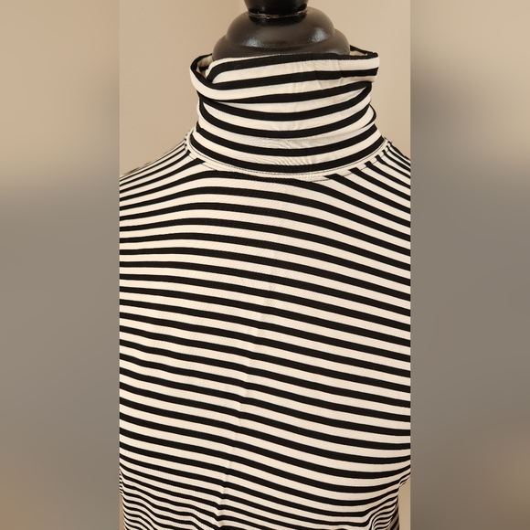 CALVIN KLEIN Men's vintage blk/wht striped turtleneck in L - Picture 10 of 12